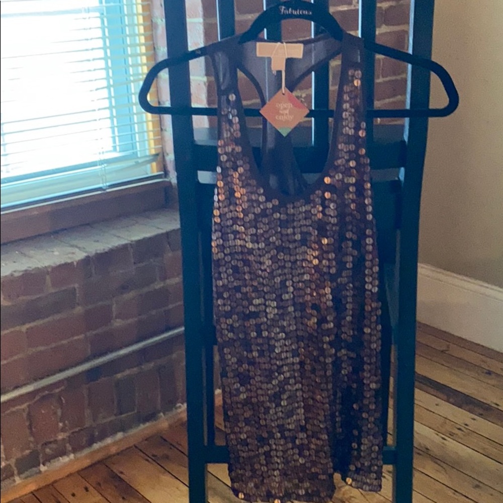Sequins tank